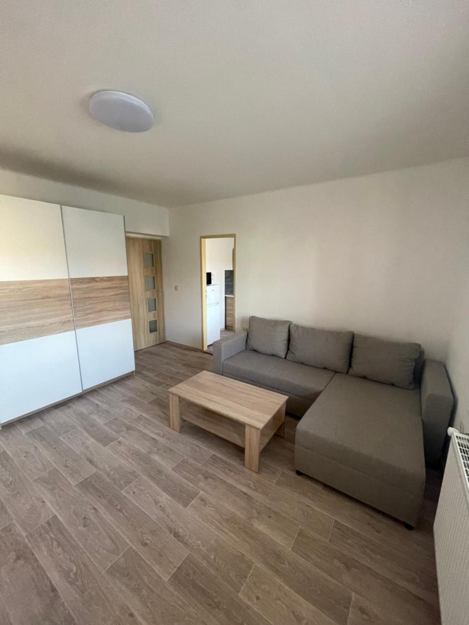 Apartmany Ferie 데친 외부 사진