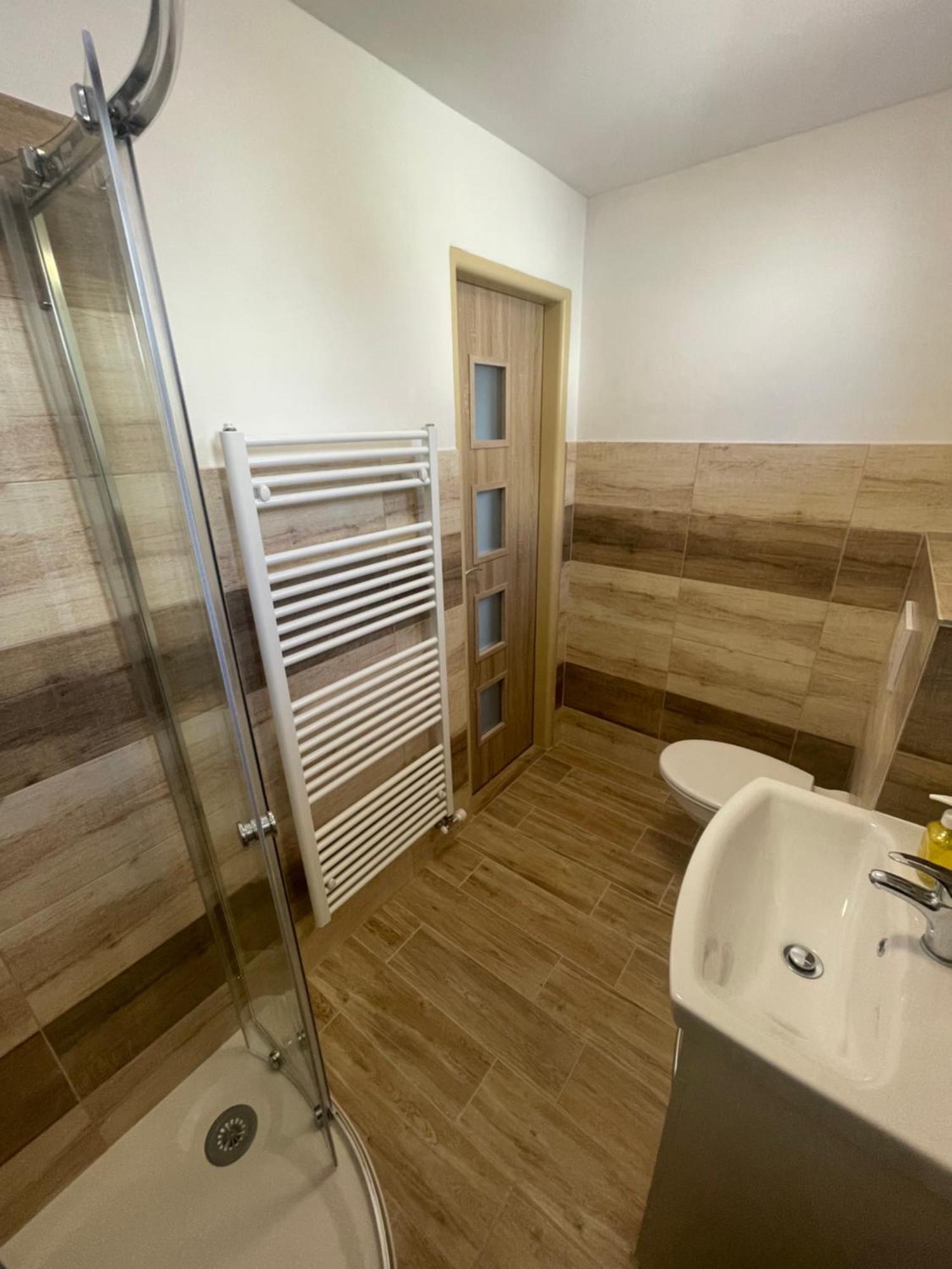 Apartmany Ferie 데친 외부 사진