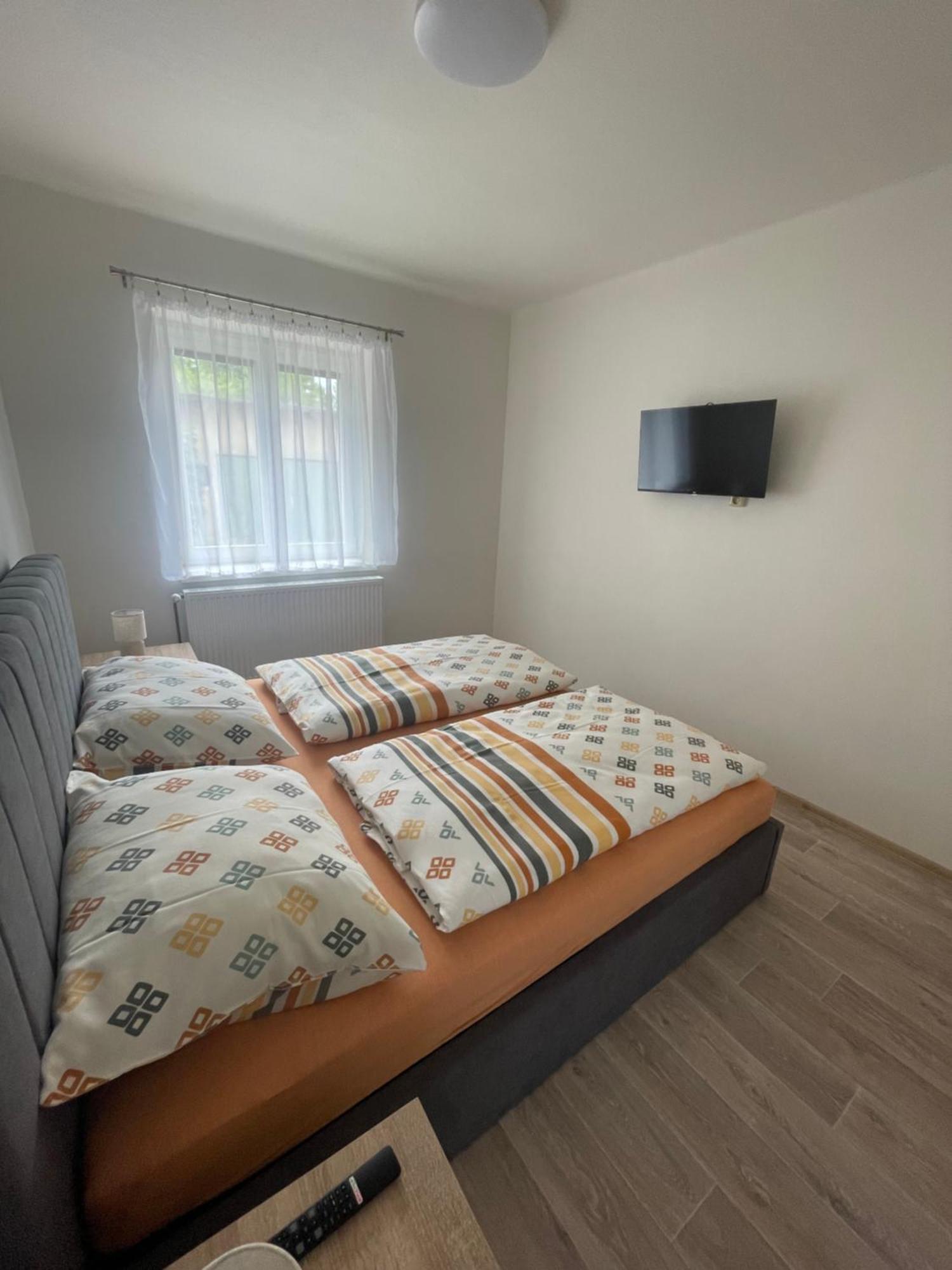 Apartmany Ferie 데친 외부 사진