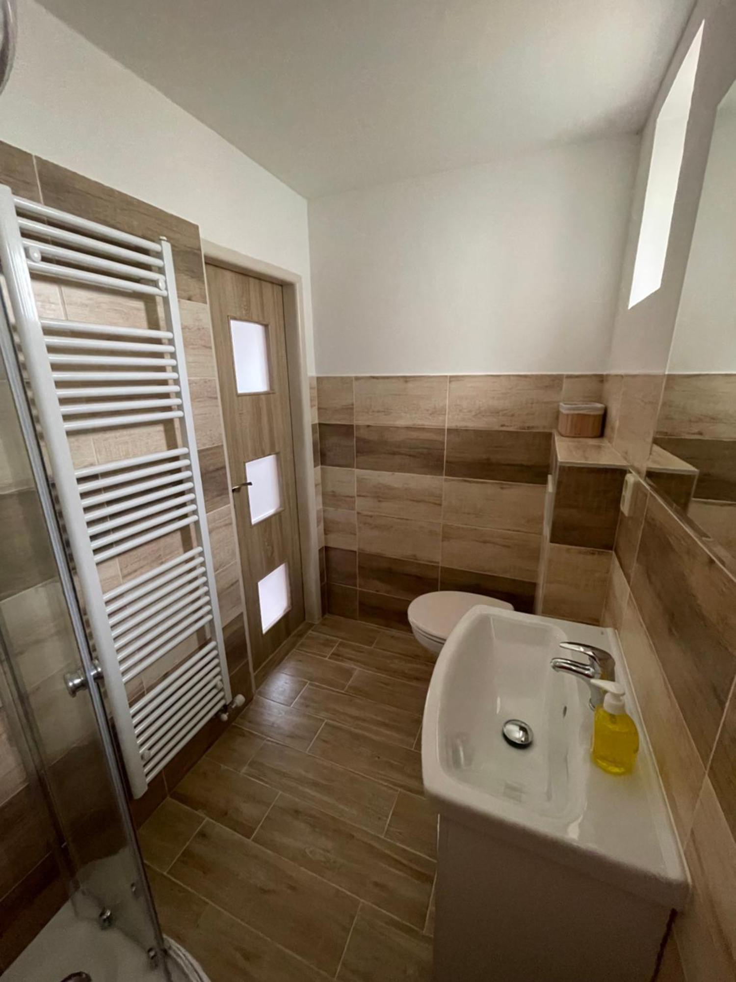 Apartmany Ferie 데친 외부 사진