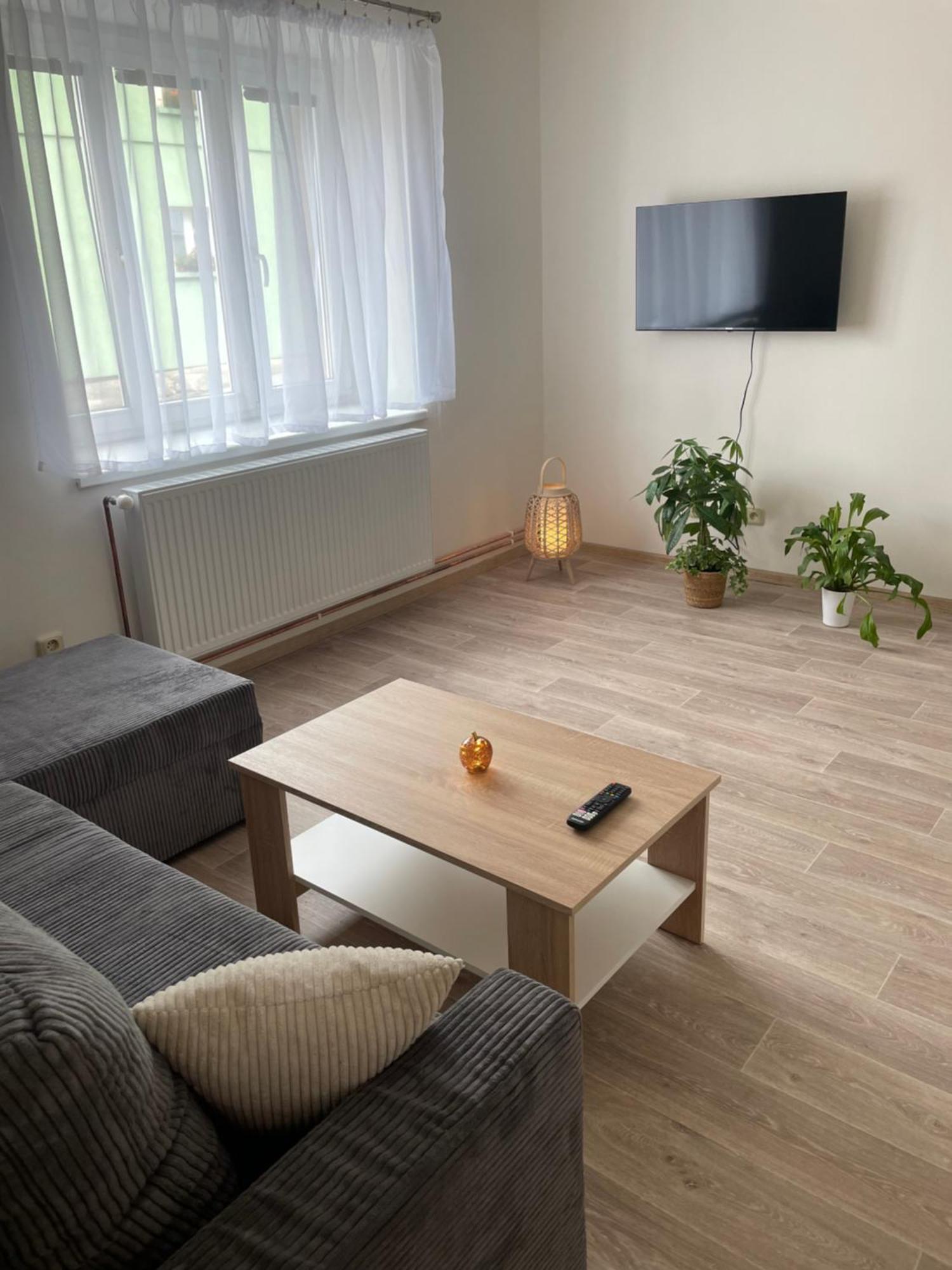 Apartmany Ferie 데친 외부 사진