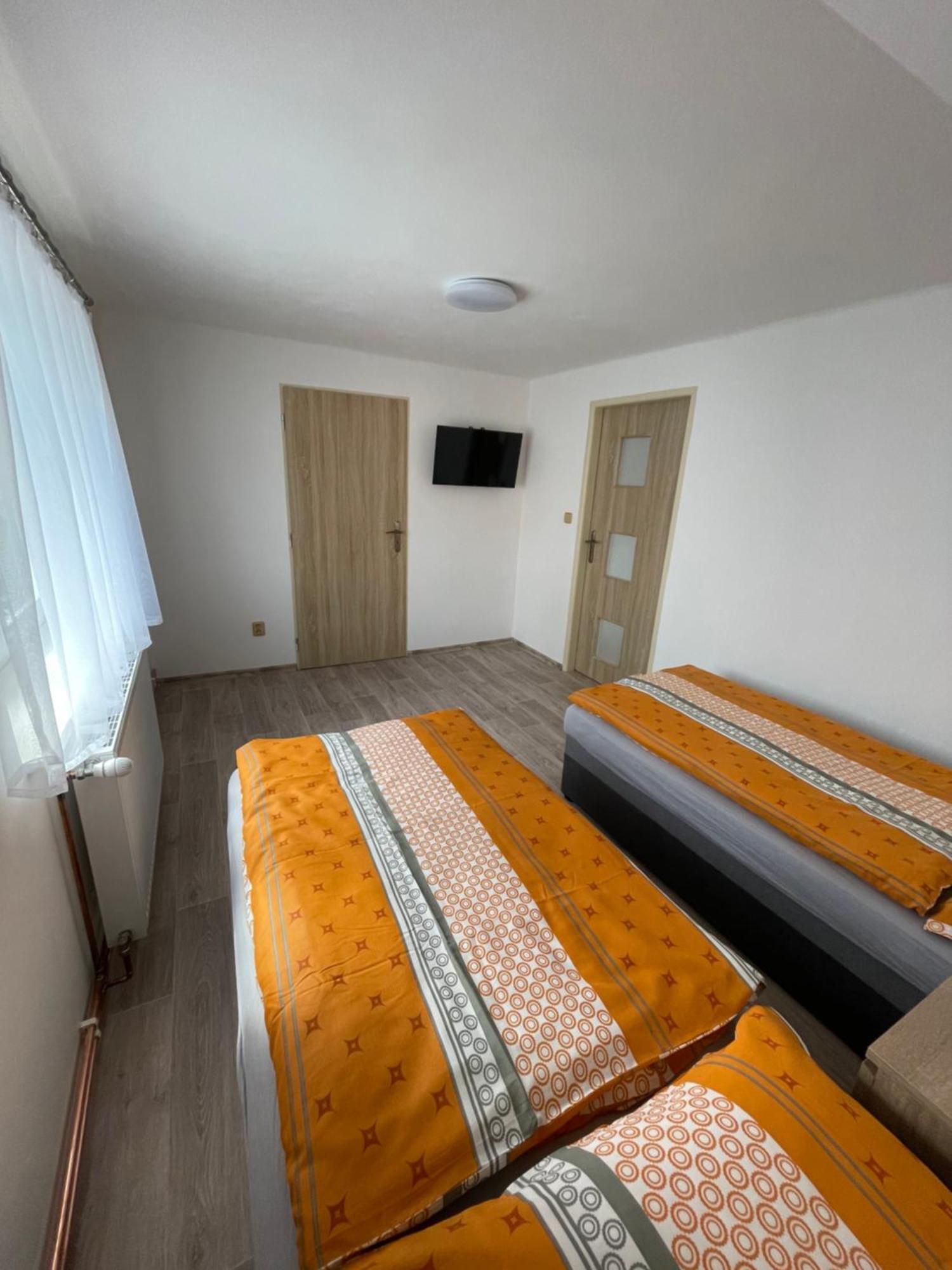 Apartmany Ferie 데친 외부 사진