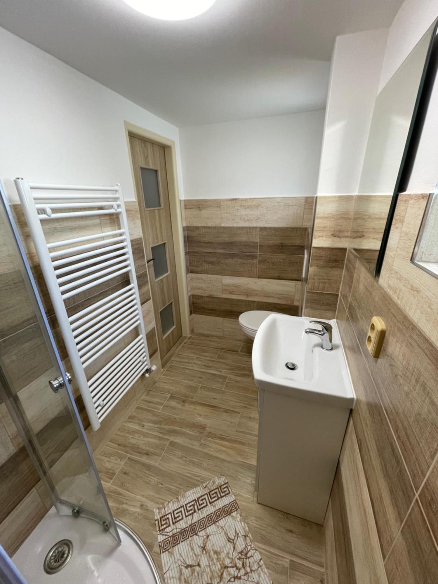 Apartmany Ferie 데친 외부 사진