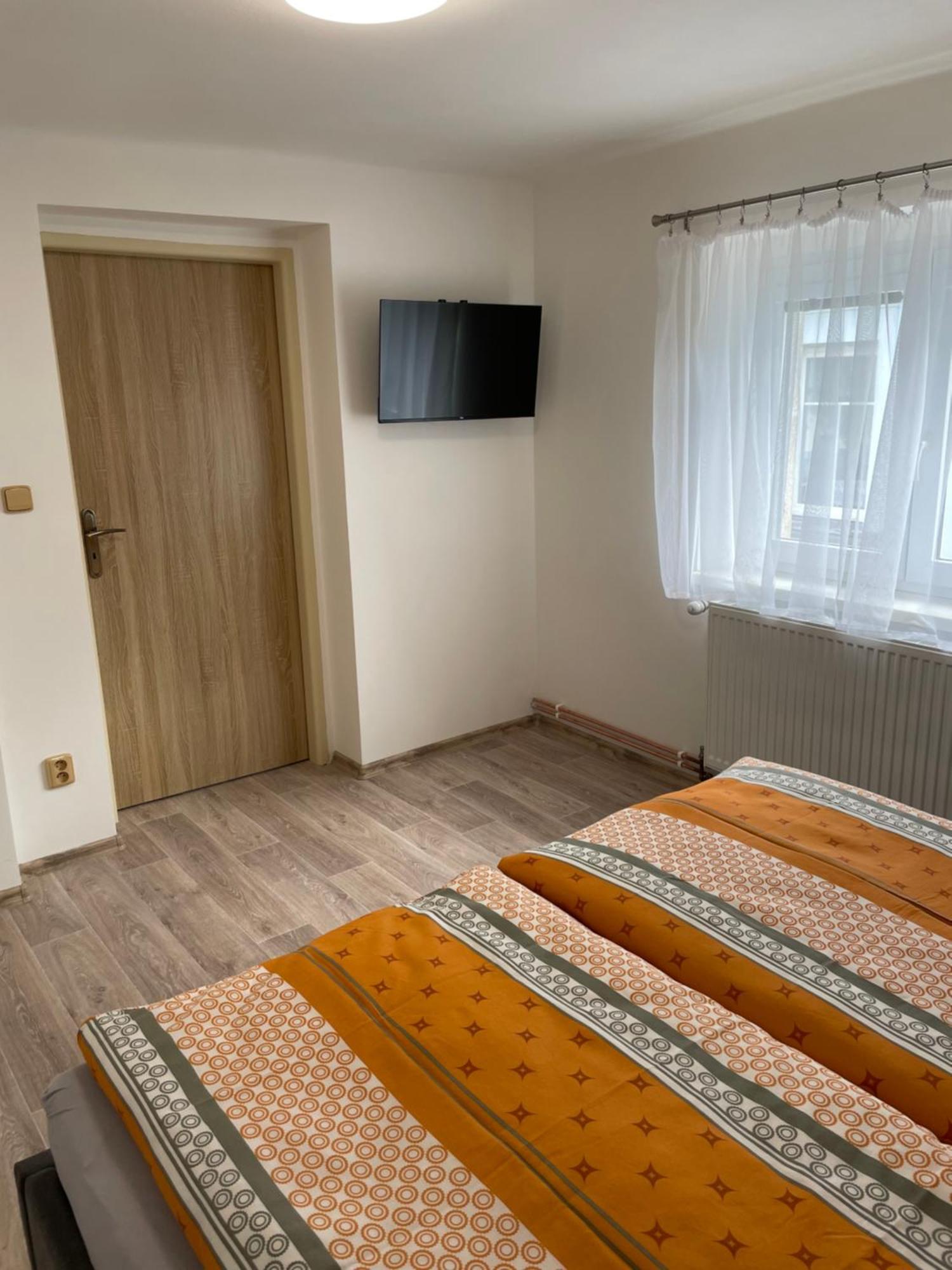 Apartmany Ferie 데친 외부 사진